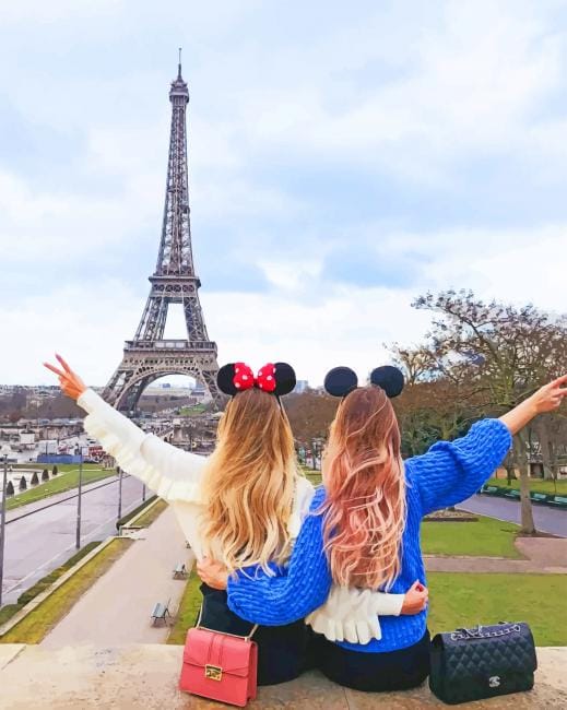 Friends In Paris Paint By Numbers